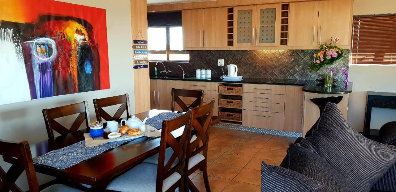 Seagulls Guest House 兰格班 外观 照片
