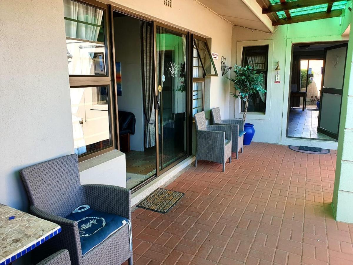 Seagulls Guest House 兰格班 外观 照片